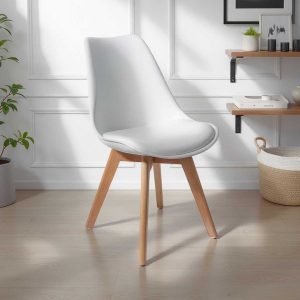 Chaise Kiki evo en bois blanc. revêtue de similicuir blanc et de polypropylène. avec pieds en bois massif et finition chêne. 49 x 54 x H. 81 cm