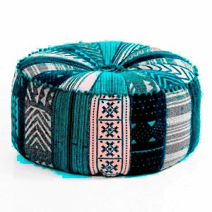 Pouf rond Kamar à patchs bleus. housse 100% coton. patchwork bleu. diamètre 60 x hauteur 30 cm