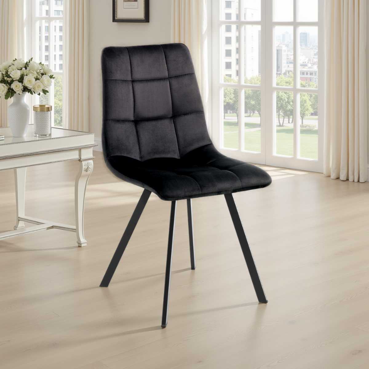 Chaise Toffee noire en tissu effet velours noir et métal noir mat 44x56xH.87 cm