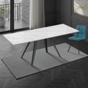 Table extensible EKA WHITE MARBLE. piètement gris mat. plateau en céramique. finition marbre blanc brillant. H. 75 x P. 81 x L. 140 x 200 cm