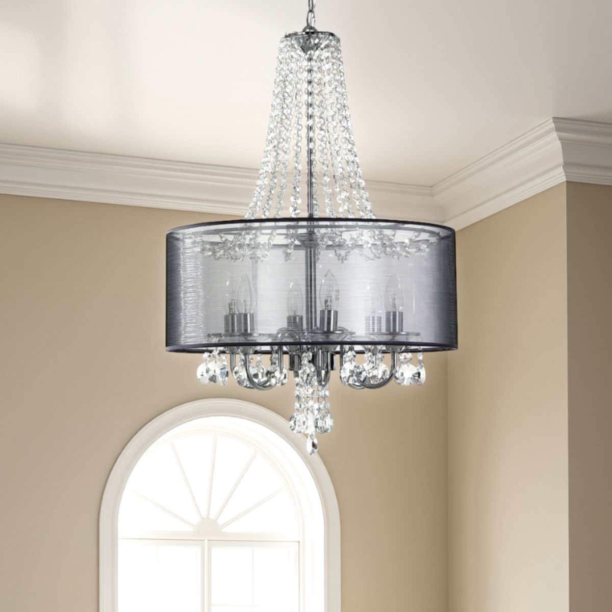 Lustre en argent avec anneau de bijou. 6 lumières. hauteur 70 cm. diamètre 50 cm