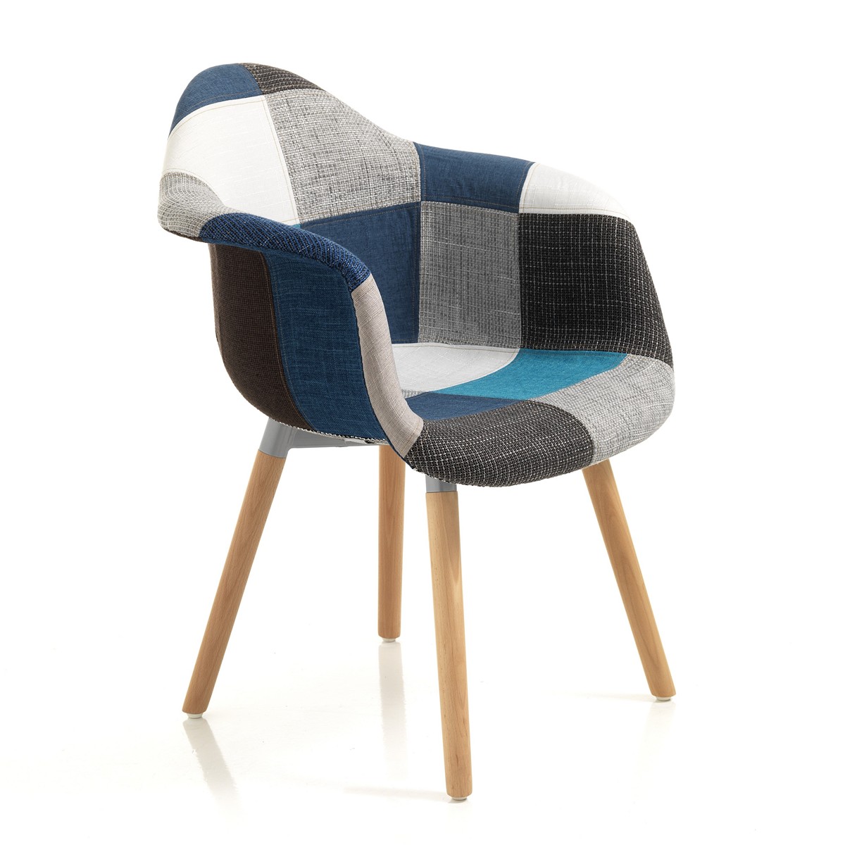 3303_2_Poltrona_NEW_KALEIDOS-I_BLUE_rivestita_tessuto_tecnica_patchwork_gambe_in_legno_massello_finitura_ROVERE_H83_L62_P62_cm.jpg