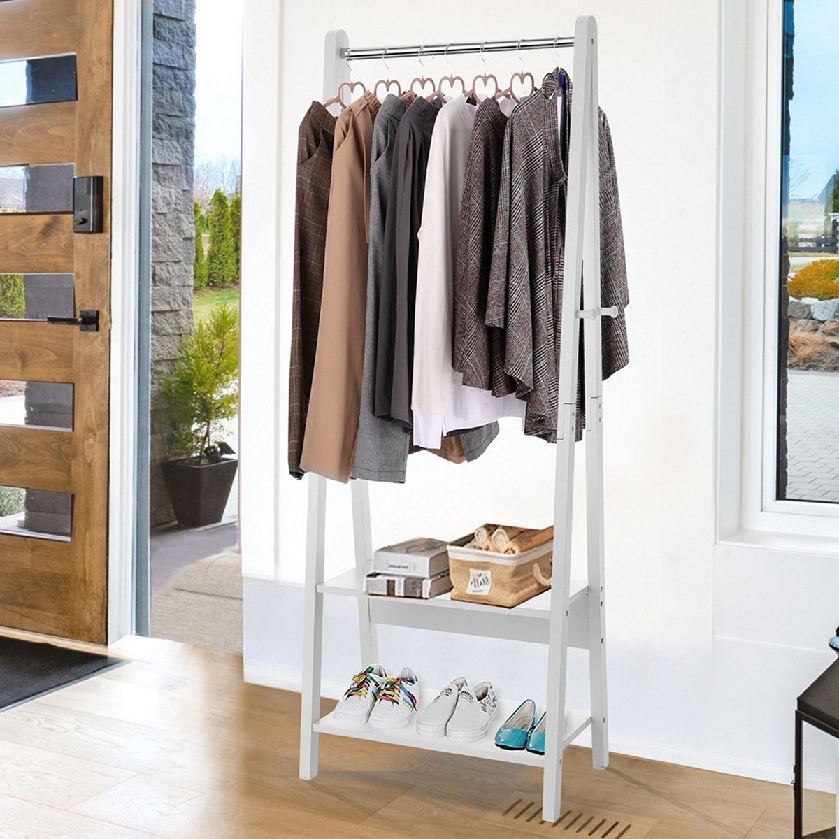 Portant à vêtements Delia laqué blanc mat avec 2 étagères 66x39xH.180 cm