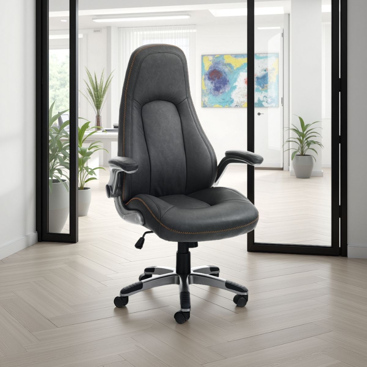 Chaise de bureau Riverside réglable et pivotante en similicuir gris foncé à effet vieilli. 72 x 65 cm. hauteur 119/125 cm