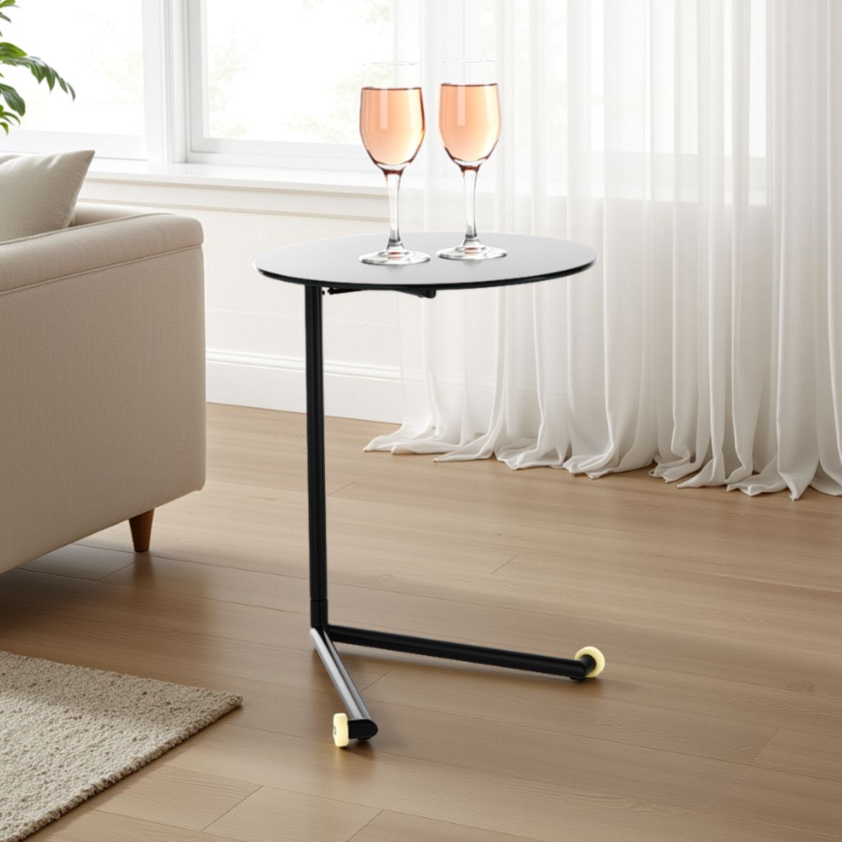 Table basse robuste noire à roulettes en métal peint noir mat. plateau en verre noir 51 x 46 x H. 62 cm