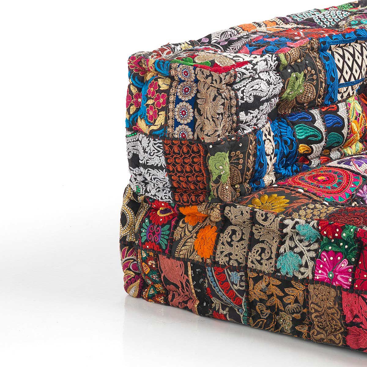 4568_3_Poltrona__Chaise_Longue_YARA_HIGH_Composizione_34_rivestimento_Cotone_100PC_patchwork_Multicolore_80x80xh60_cm.jpg