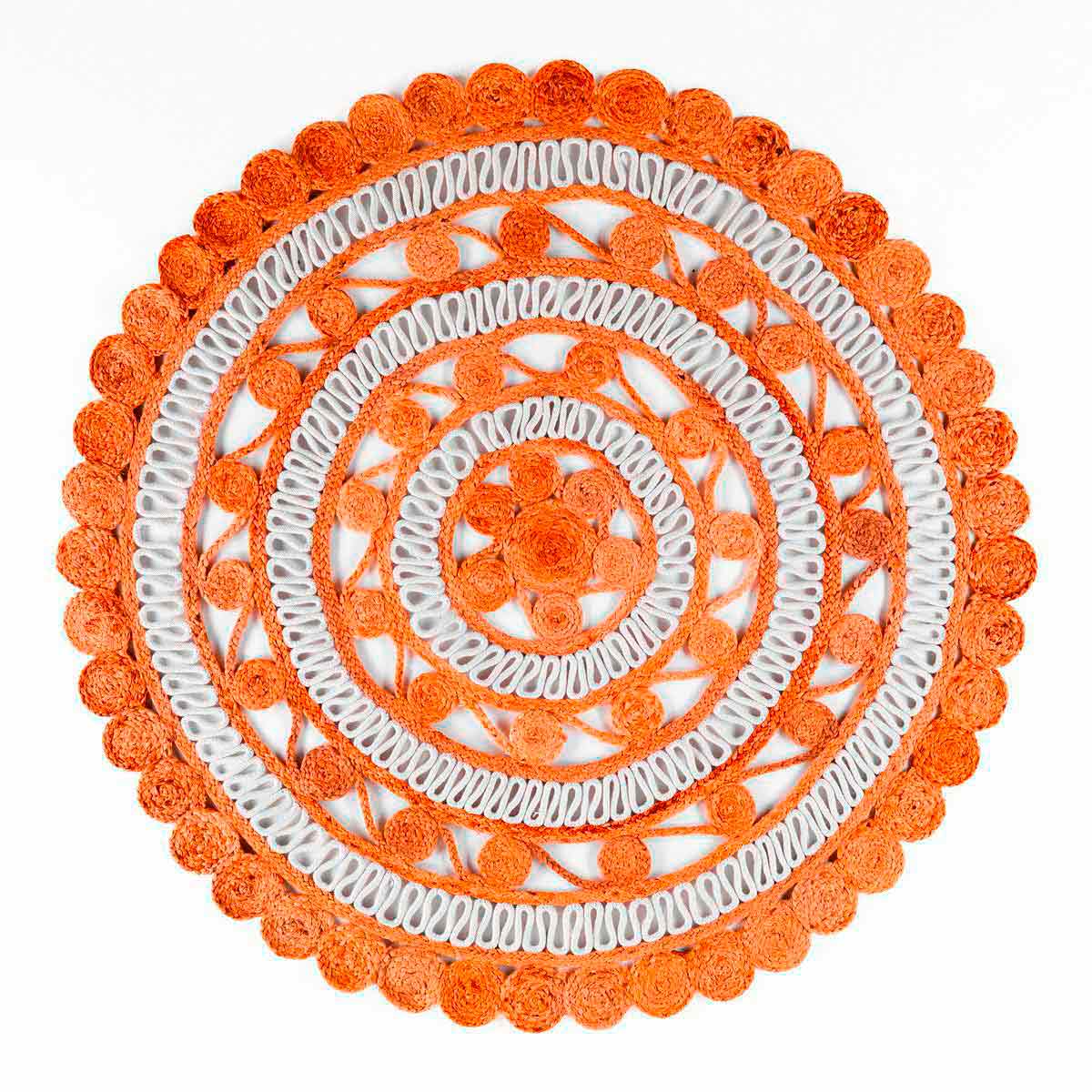 Tapis rond Kluang Berta en jute. coloris naturel et blanc. pour intérieur/extérieur. diamètre 130 cm.
