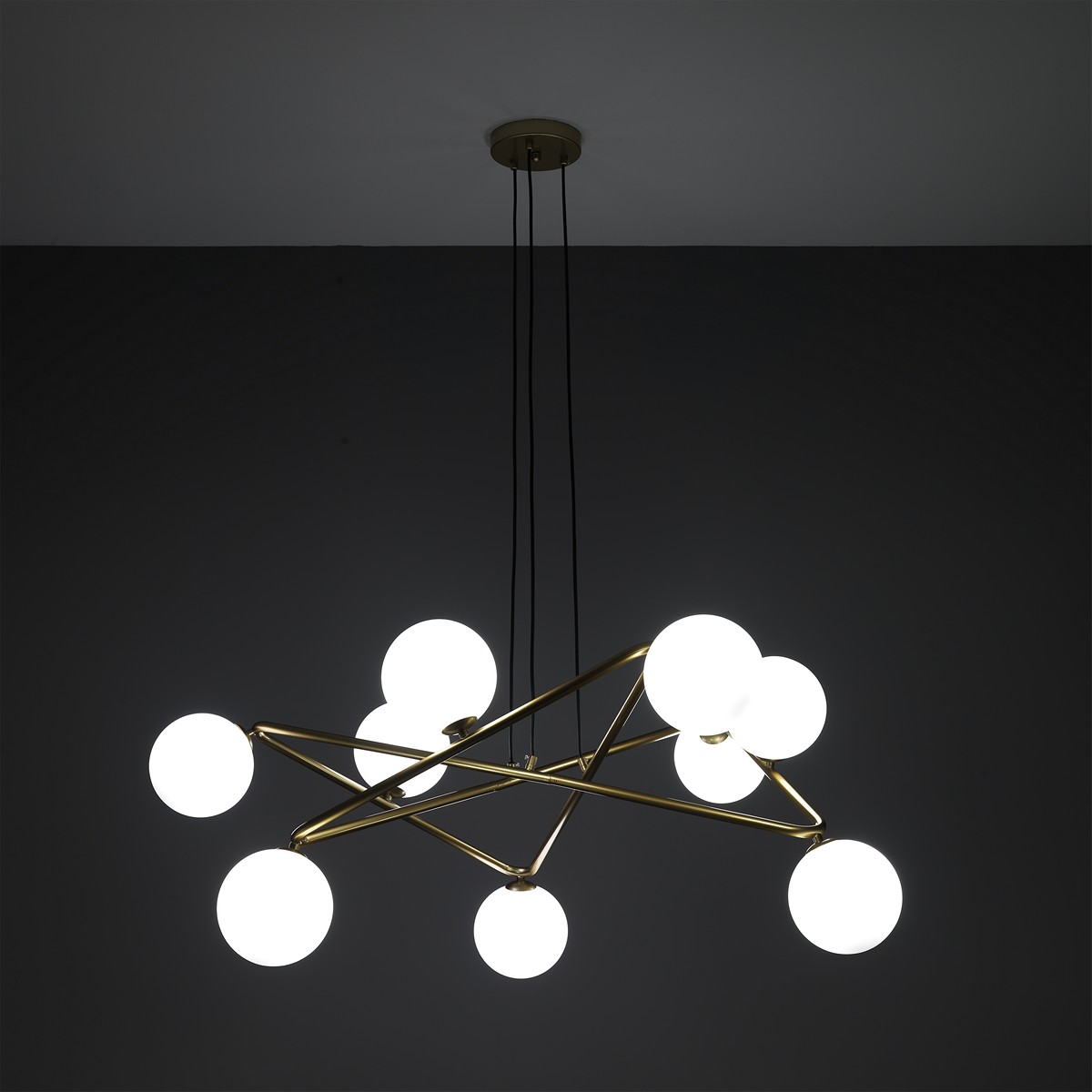 4631_5_Lampadario_STAR_in_Metallo_verniciato_Ottone_opaco_e_sfere_in_Vetro_Bianco_opaco_con_cavo_regolabile_110x110_h43_cm.jpg