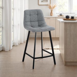 Tabouret rembourré New Tania Home en tissu gris. pieds en acier noir mat. hauteur 90 cm. hauteur d'assise 65 cm. largeur 43 cm. profondeur 48 cm
