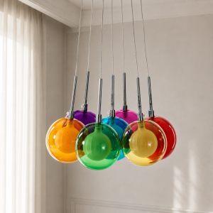 Lustre Sphères colorées à 7 lumières avec sphères en verre coloré. hauteur 110 cm. diamètre 32 cm